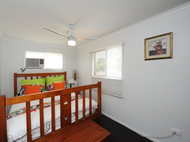 9 Rigby Crescent, West Gladstone QLD 4680