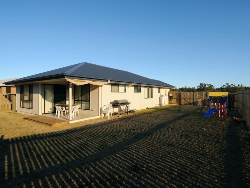 11 Stoneybrook Drive, Gladstone QLD 4680