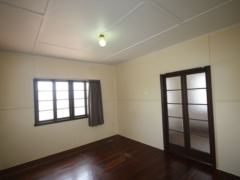 22 Goondoon Street, Gladstone QLD 4680