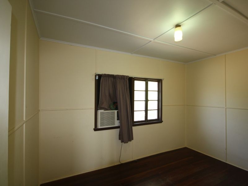 22 Goondoon Street, Gladstone QLD 4680