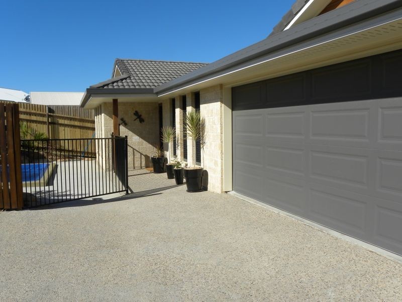 8 Christian Court, Glen Eden QLD 4680