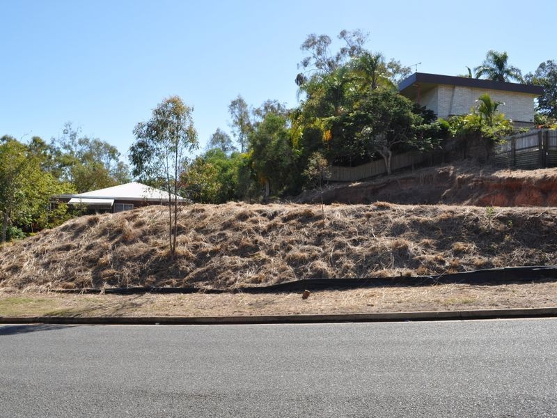 27 Allunga Drive, Glen Eden QLD 4680