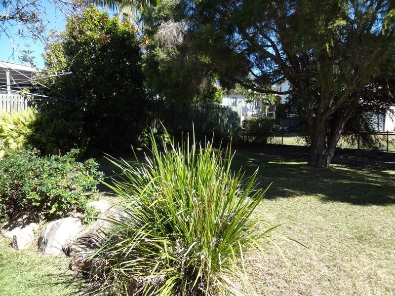 42 Beak Street, New Auckland QLD 4680