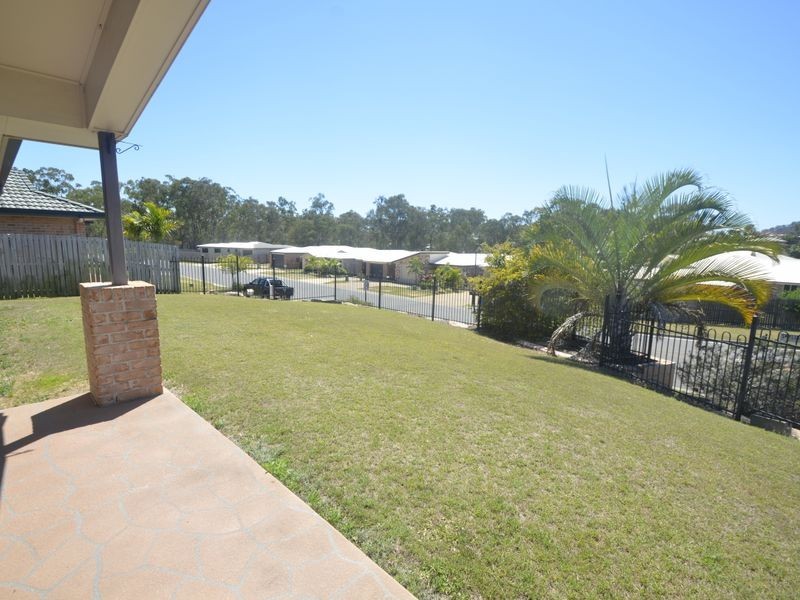 80 Emmadale Drive, New Auckland QLD 4680