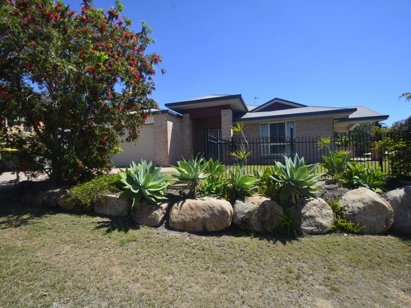 80 Emmadale Drive, New Auckland QLD 4680