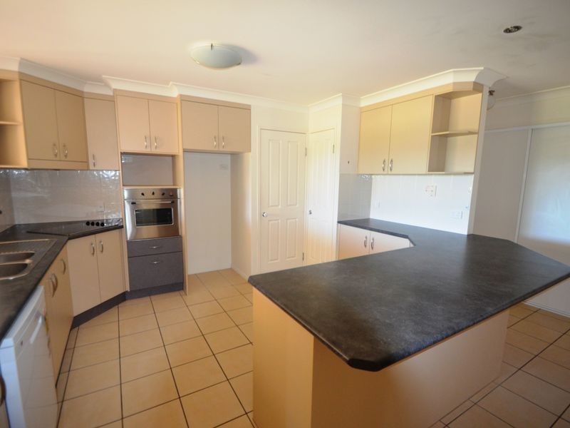 80 Emmadale Drive, New Auckland QLD 4680