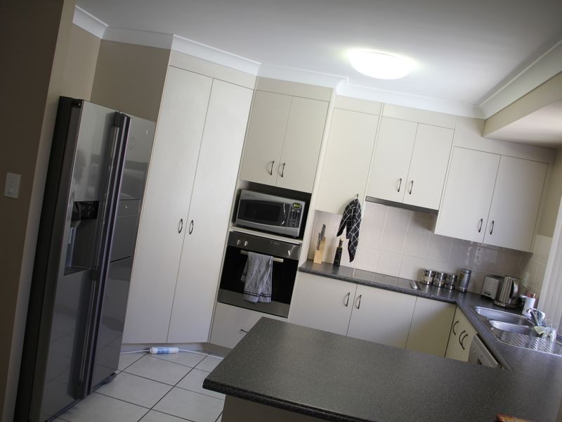 43 Agnes Street, Gladstone QLD 4680
