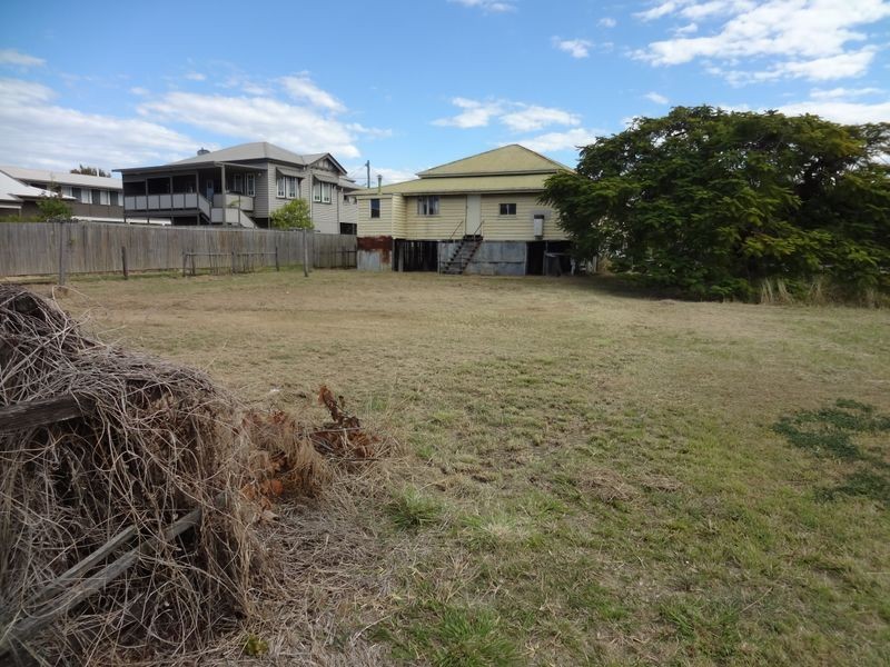 112 & 114 Auckland Street, South Gladstone QLD 4680