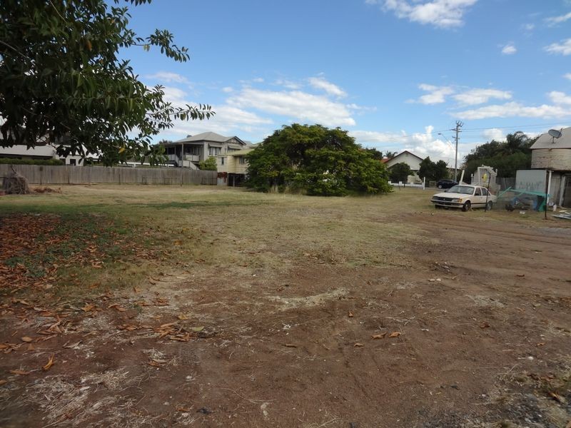 112 & 114 Auckland Street, South Gladstone QLD 4680
