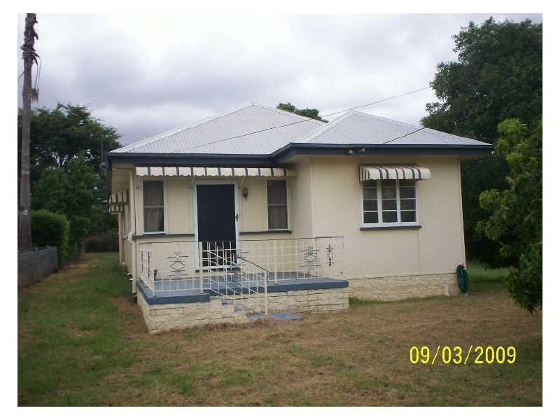 39 SCENERY STREET, Gladstone QLD 4680