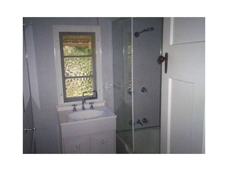 39 SCENERY STREET, Gladstone QLD 4680