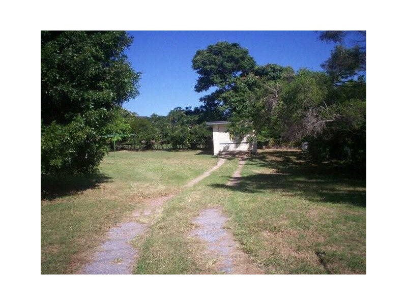 39 SCENERY STREET, Gladstone QLD 4680