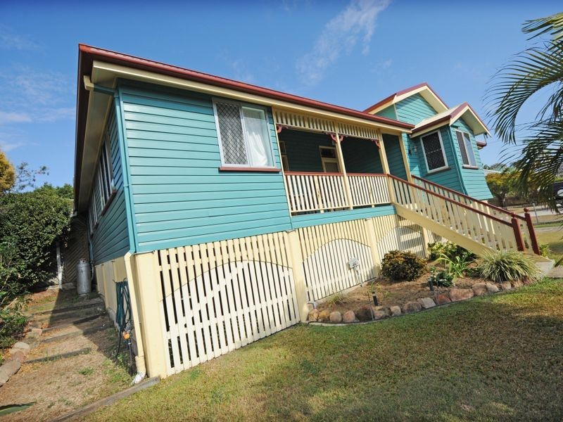 73 Flinders Parade, Gladstone QLD 4680