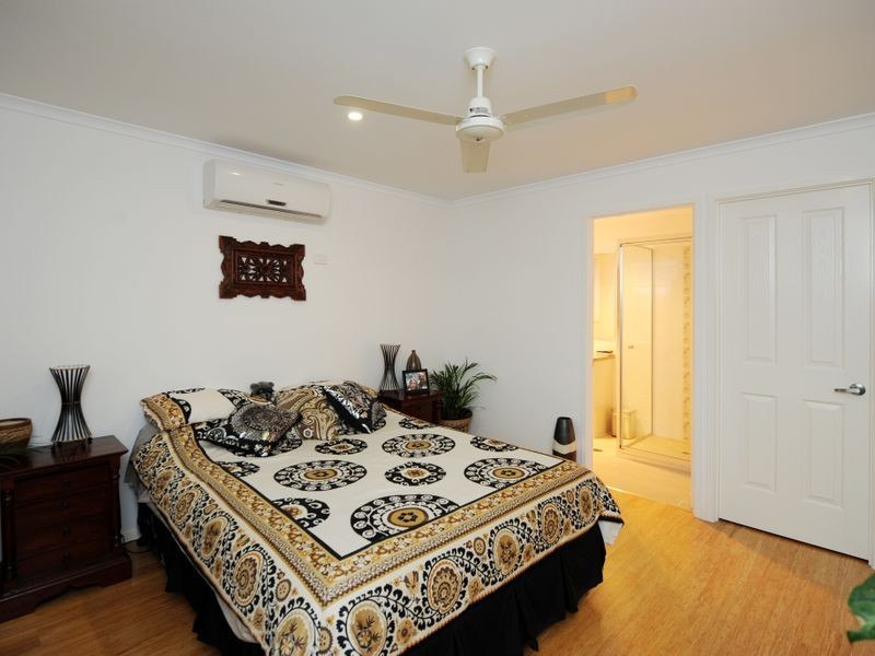 15 Bottlebrush Drive, Kirkwood QLD 4680