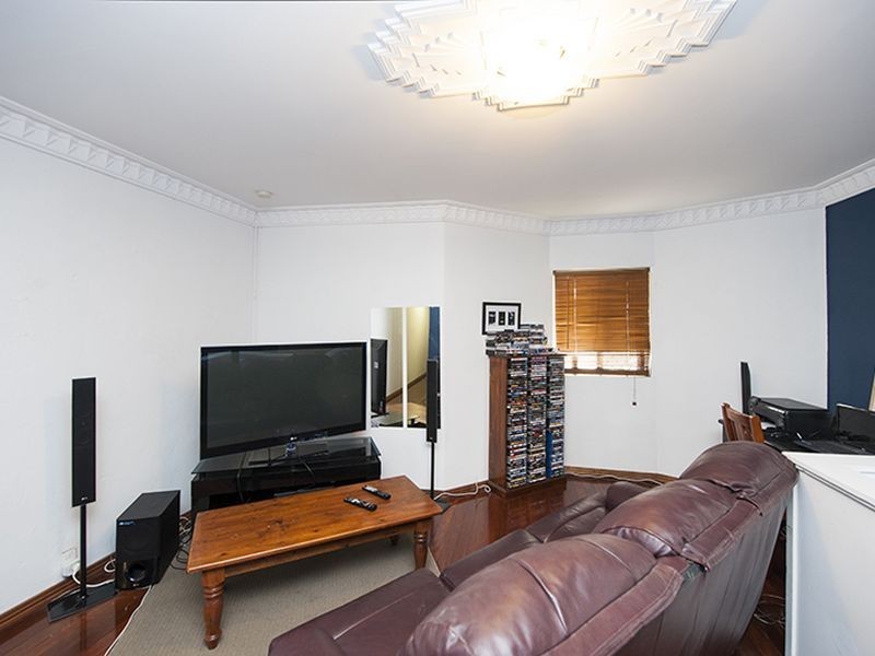 3/37 Bramston Street, Gladstone QLD 4680