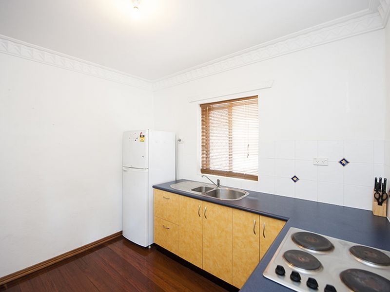 3/37 Bramston Street, Gladstone QLD 4680