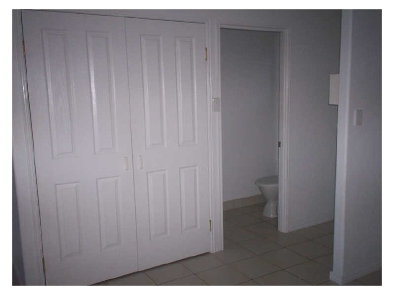 4/33 Butler Street, Gladstone QLD 4680