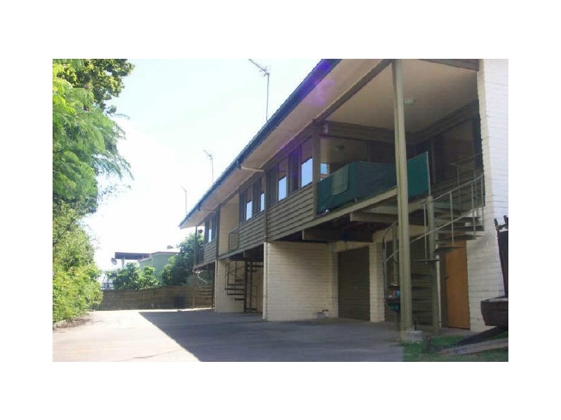 1/27 AUCKLAND STREET, Gladstone QLD 4680