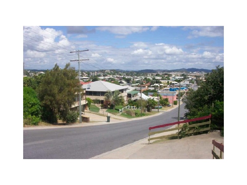 1/27 AUCKLAND STREET, Gladstone QLD 4680