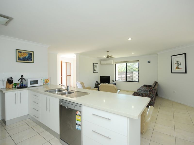 61 Sharyn Drive, New Auckland QLD 4680