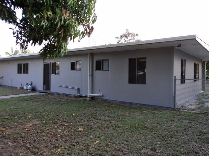 52 Cockatoo Drive, New Auckland QLD 4680
