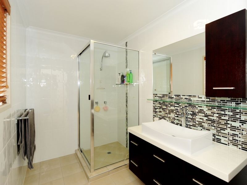 16 Windward Passage, South Gladstone QLD 4680