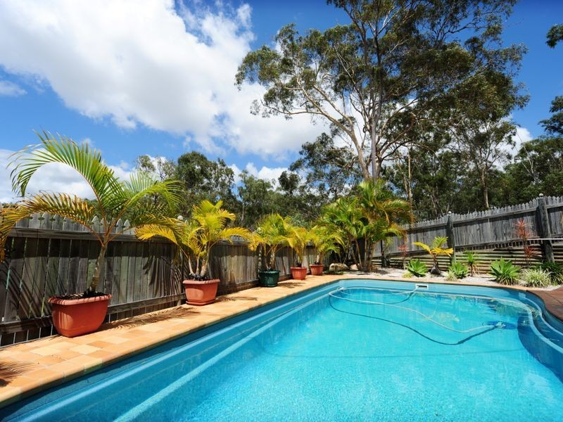 16 Windward Passage, South Gladstone QLD 4680