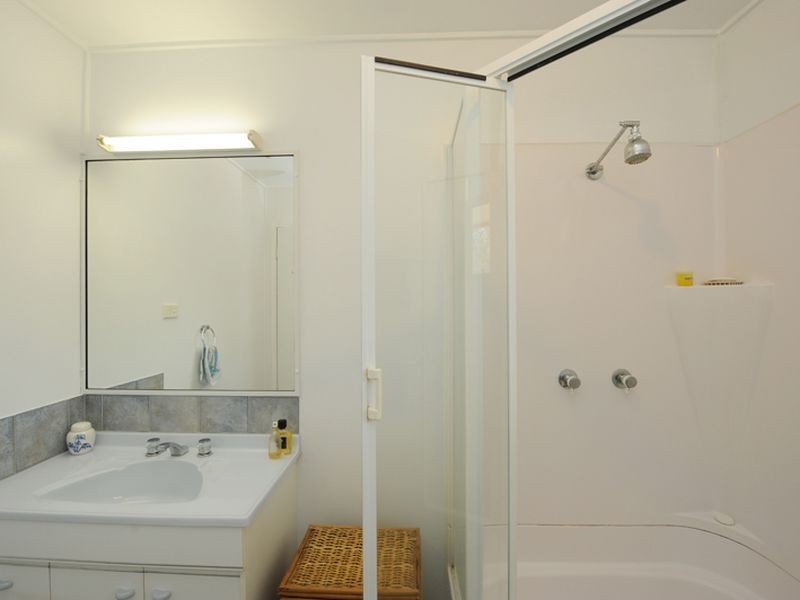 44 Allunga Drive, Glen Eden QLD 4680