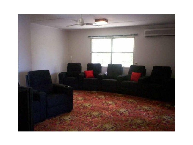 9 MCCRAY STREET, Gladstone QLD 4680