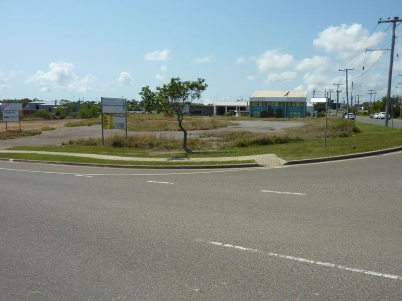 39 Young Street, Barney Point QLD 4680