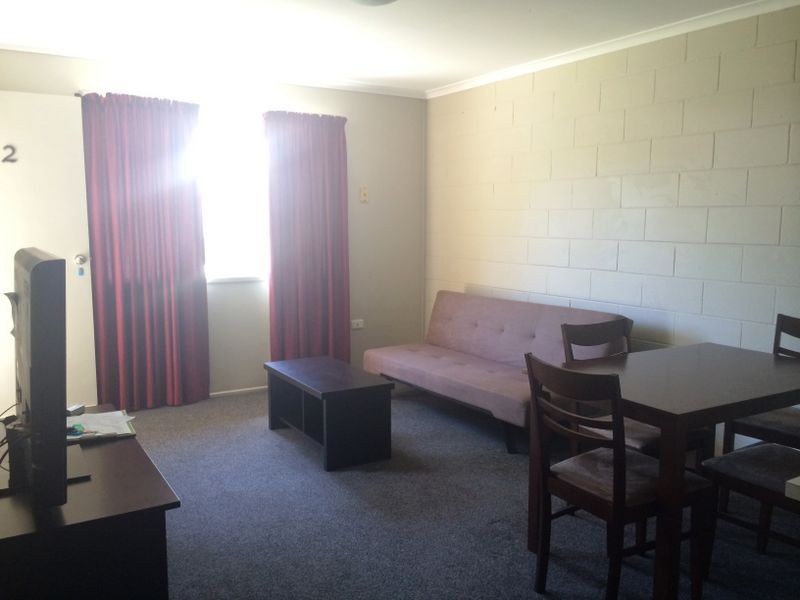 2/40-42 Marten Street, South Gladstone QLD 4680
