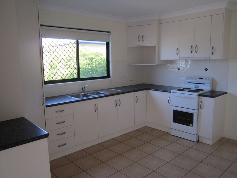 1/129 Off Lane, South Gladstone QLD 4680