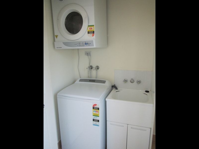 1/129 Off Lane, South Gladstone QLD 4680