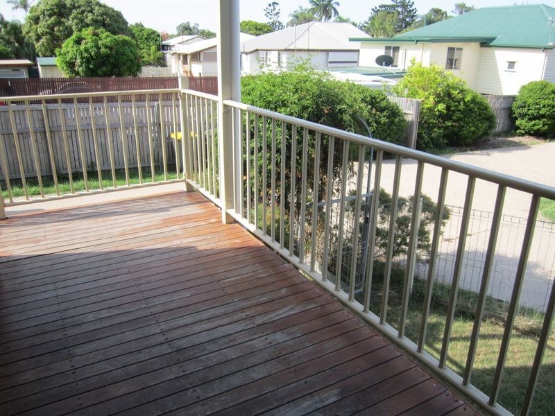 1/129 Off Lane, South Gladstone QLD 4680