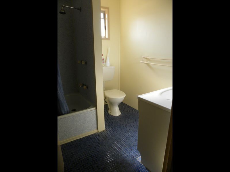 1-4/9 Cowan Close, South Gladstone QLD 4680