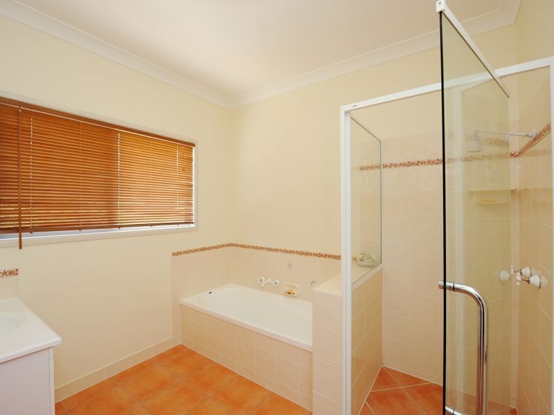 6 Panorama Court, Gladstone QLD 4680
