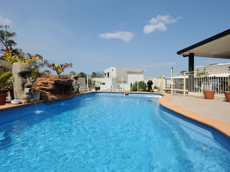 32 Dolphin Terrace, South Gladstone QLD 4680
