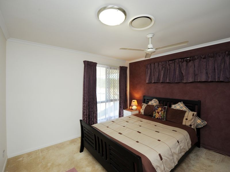 32 Dolphin Terrace, South Gladstone QLD 4680