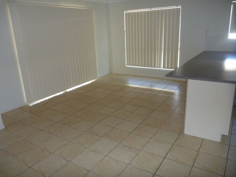 7 Saxonvale Court, New Auckland QLD 4680