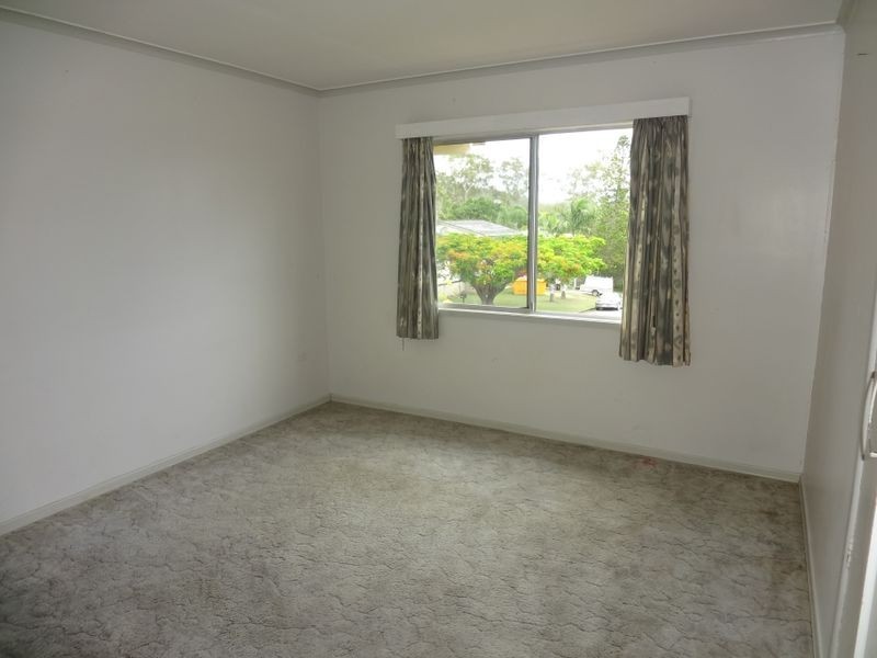 21 Cook Street, West Gladstone QLD 4680