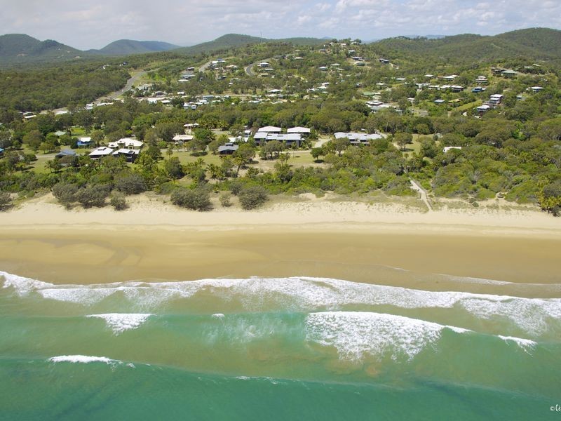 8/4 Ocean Beach Drive, Agnes Water QLD 4677