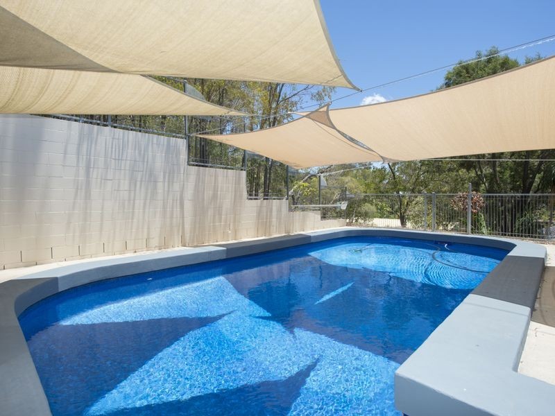 22 Barreenong Street, Glen Eden QLD 4680