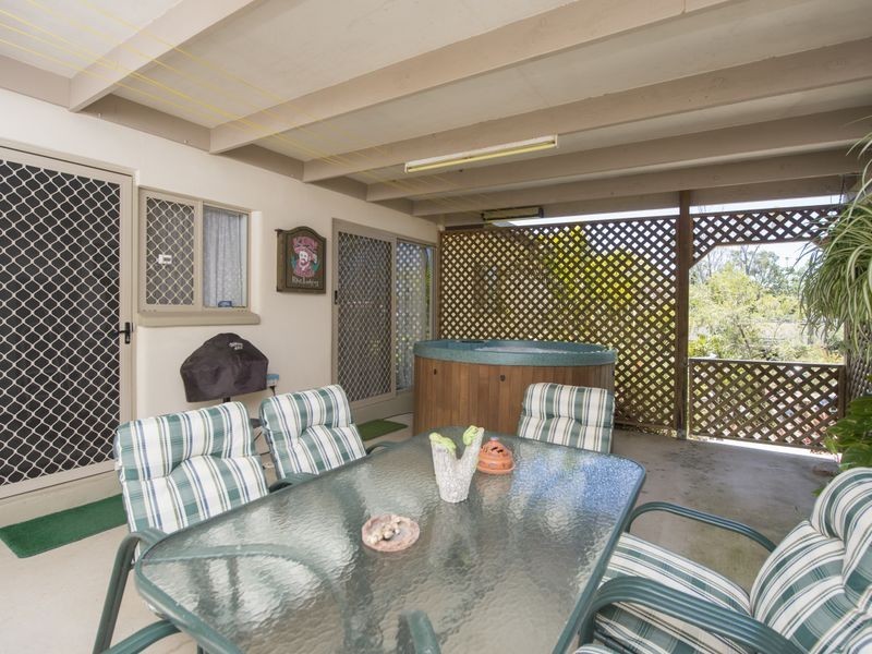 22 Barreenong Street, Glen Eden QLD 4680