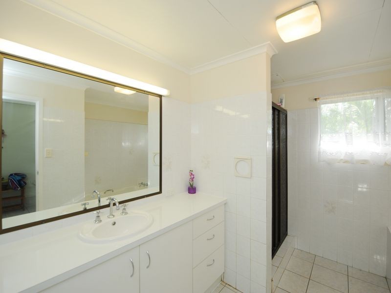 3 Rigby Crescent, West Gladstone QLD 4680