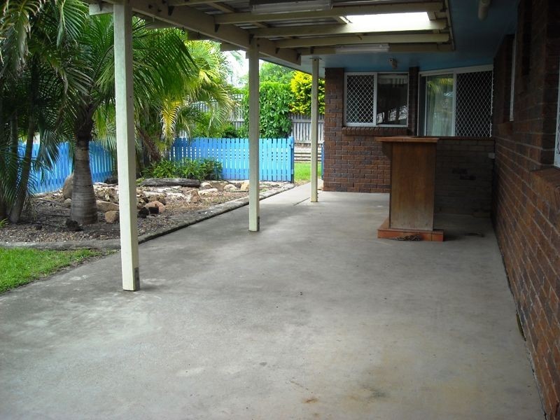 274 J Hickey Avenue, Clinton QLD 4680