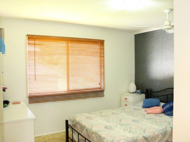 32 Jupiter Street, Gladstone QLD 4680