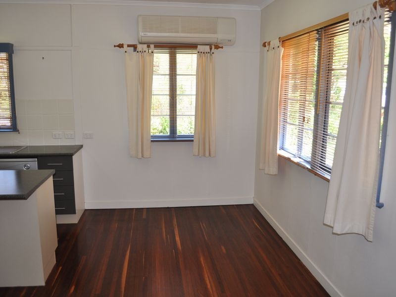 37 Higgins Street, West Gladstone QLD 4680