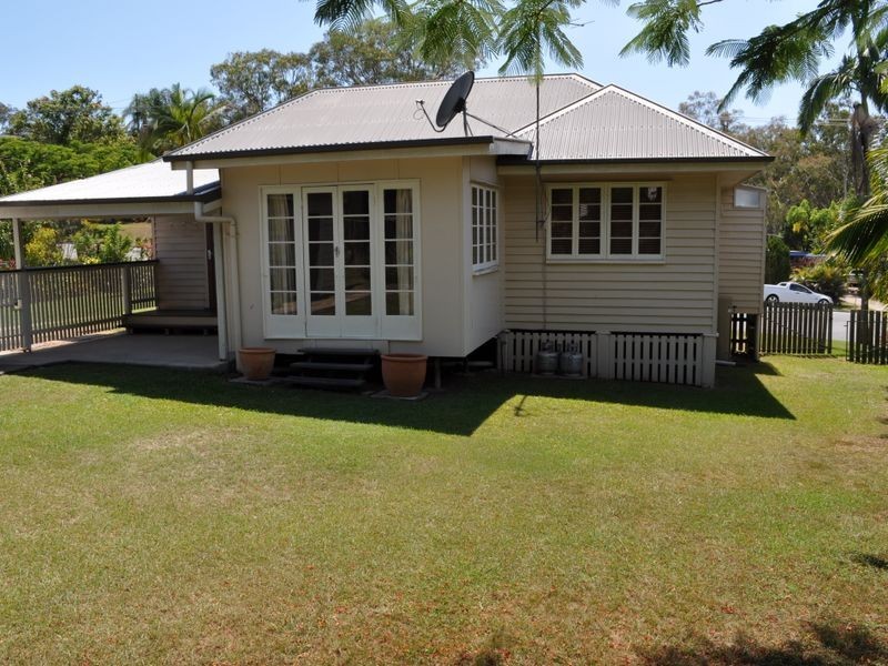 37 Higgins Street, West Gladstone QLD 4680