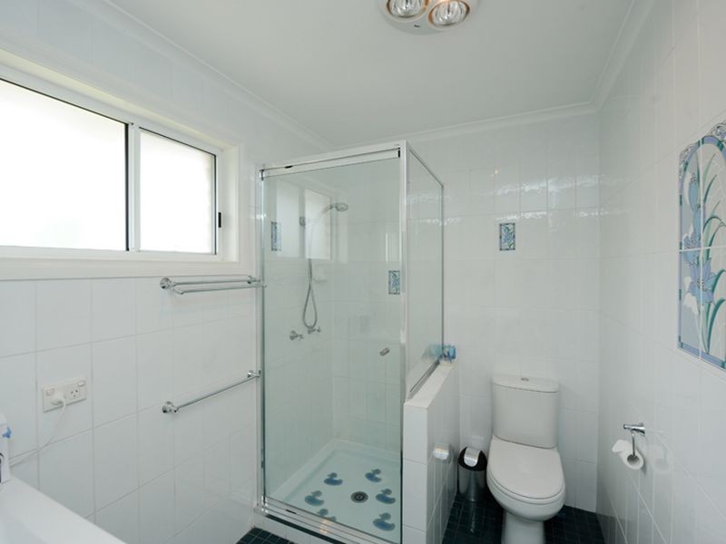 3 Columbia Avenue, Clinton QLD 4680