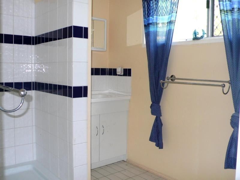 6 Roseberry Street, Barney Point QLD 4680